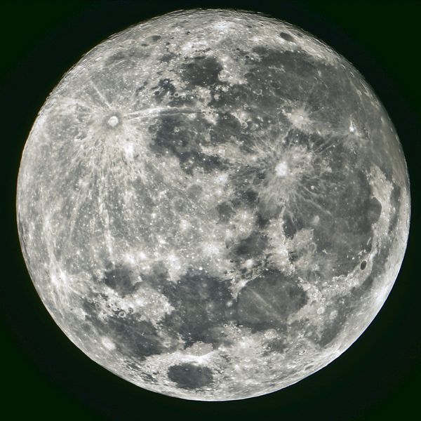 ماه کامل گرفته شده در 22 ژوئن 2013