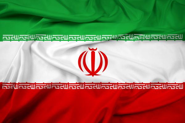 اهتزاز پرچم ایران