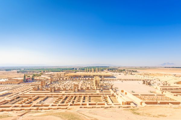  عکس تخت جمشید در زمان هخامنشیان