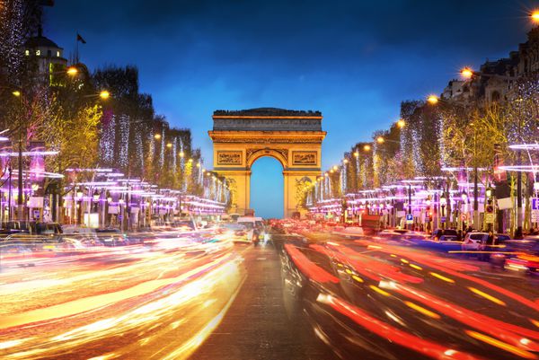 Arc de Triomphe شهر پاریس در غروب آفتاب - طاق پیروزی