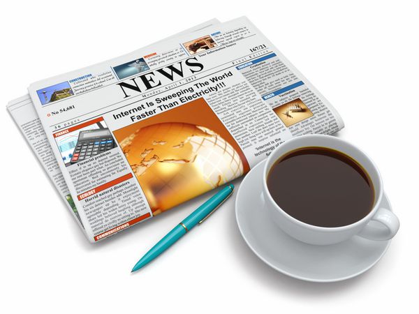 فنجان قهوه با روزنامه