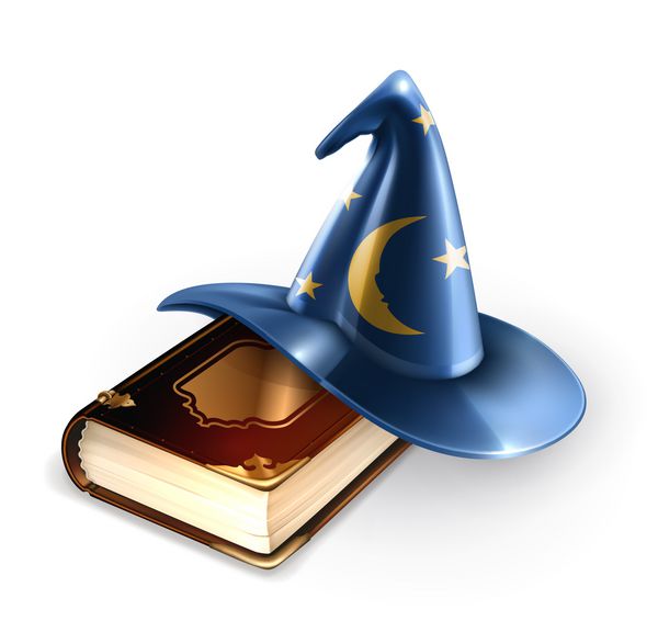 کلاه جادوگر و کتاب قدیمی