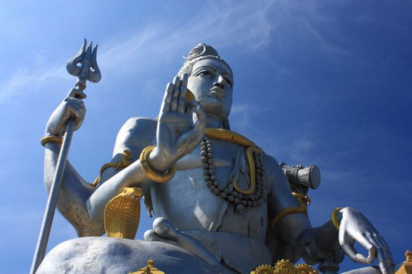 مجسمه شیوا در مورودشوار کارناتاکا هند