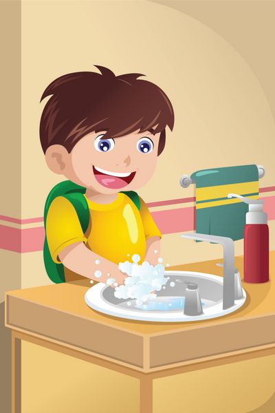 پسر بچه در حال شستن دست ها