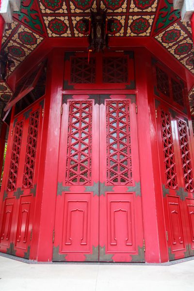 معبد قرمز