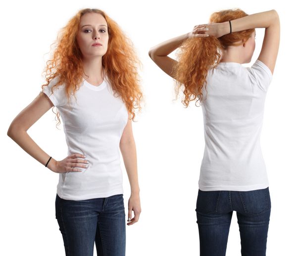 زن جوان مو قرمز زیبا با پیراهن سفید خالی جلو و پشت آماده برای طراحی یا اثر هنری شما