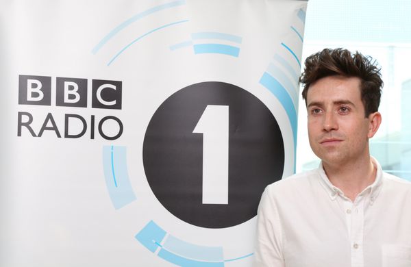 نیک گریم شاو به عنوان مجری جدید برنامه صبحانه رادیو 1 در خانه پخش جدید بی بی سی لندن انگلستان معرفی شد 11 07 2012 تصویر توسط هنری هریس فیچر فلش