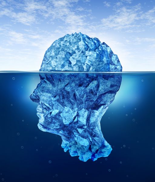 مغز انسان با یک کوه یخی به شکل سر که تا حدی در اقیانوس منجمد شمالی غوطه ور شده است به عنوان نماد پزشکی مراقبت های بهداشتی برای علائم پنهان عصبی و روانی خطر می کند