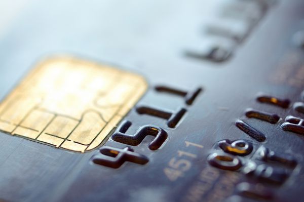 ماکروهای کم کلید با کارت اعتباری قدیمی