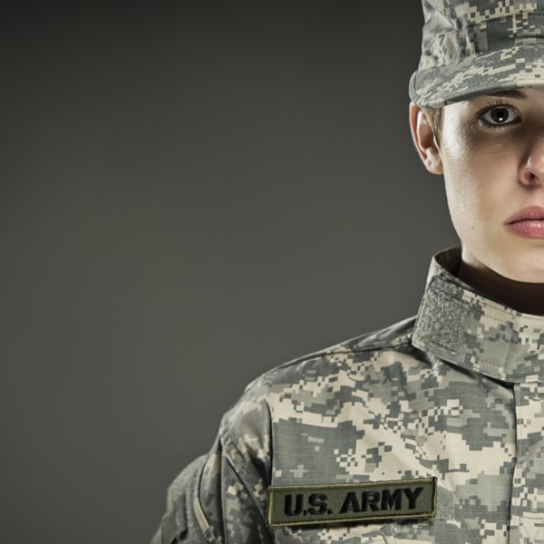 سرباز زن ارتش آمریکا