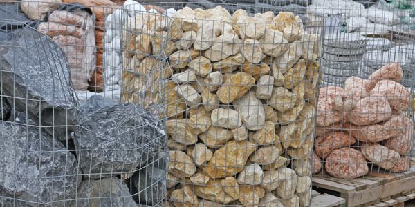 سنگ برای تزئین باغ برای فروش در مغازه مصالح ساختمانی