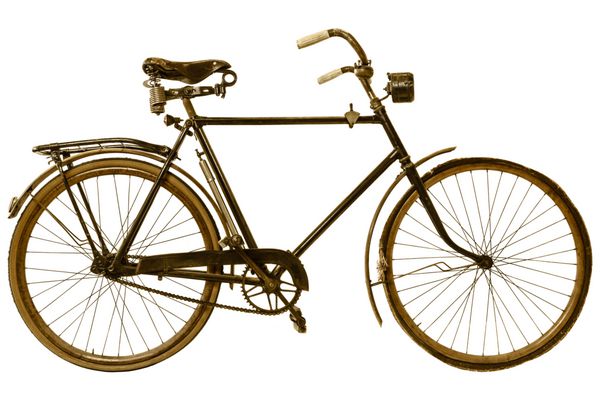 تصویر سبک رترو از یک دوچرخه قرن نوزدهمی جدا شده در پس زمینه سفید