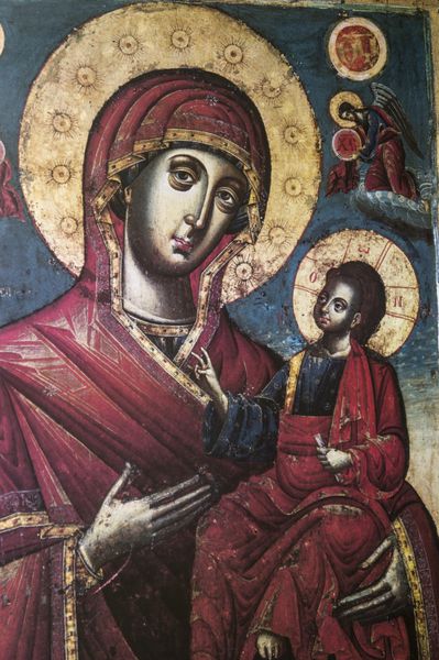الکساندروپلیس یونان - 12 اکتبر مریم باکره و عیسی مسیح در کودکی یک شمایل نگاری بیزانسی در فضای داخلی هاگیوس دیمیتریوس در 12 اکتبر 2012 در الکساندروپلیس