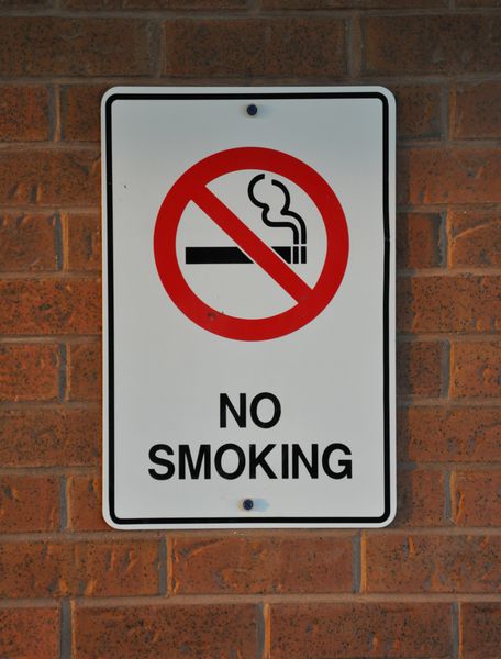 علامت سیگار ممنوع