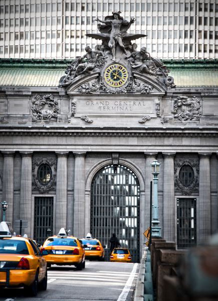 ترافیک تاکسی های شهر نیویورک در مسیر ترمینال بزرگ مرکزی