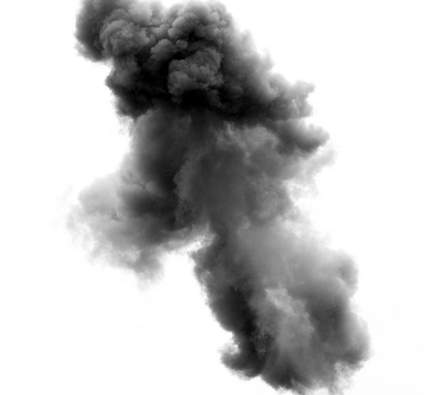 ابر سیاه از انفجار مهیب در آسمان