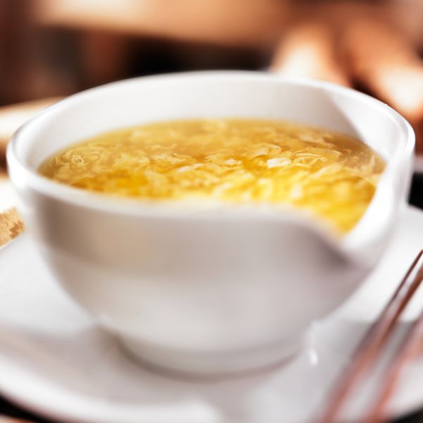 غذای چینی - کاسه سوپ قطره تخم مرغ از نزدیک