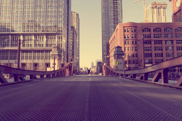 پل شیکاگو - جلوه تصویر قدیمی