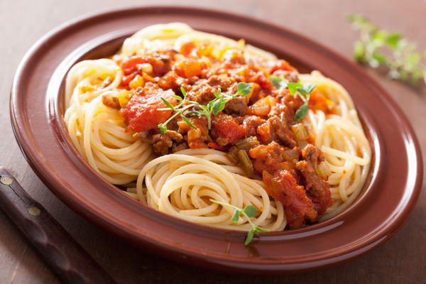 ماکارونی ایتالیایی اسپاگتی بولونیز