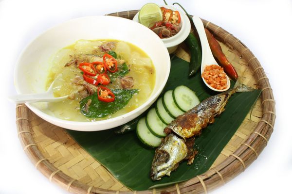 غذاهای سنتی Kadazandusun - نانتانگ سوپ ماهی ساگو