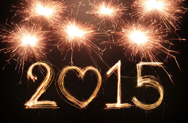 سال نو مبارک 2015 با چهره های درخشان نوشته شده است