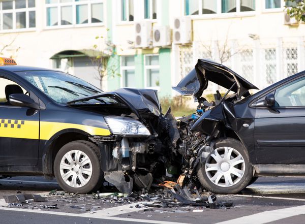 تصادف خودرو تصادف تصادف در جاده شهری