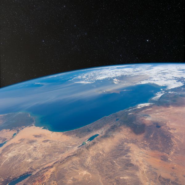نمای اردن لبنان و مصر از sp با ستاره در بالا عناصر این تصویر ارائه شده توسط ناسا