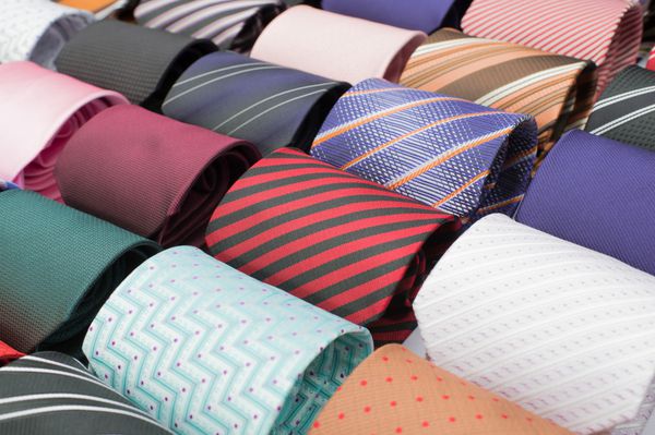ست رنگارنگ برای کراوات