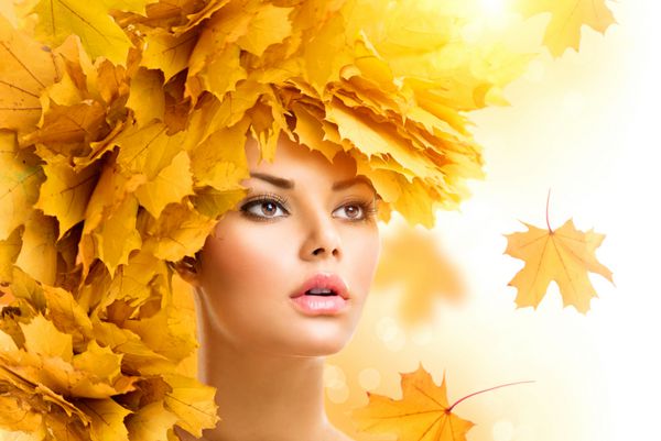 مدل موی زن پاییزی با برگ های زرد پرتره بانوی پاییزی مدل لباس زیبای دختر با آرایش و مدل موی پاییزی سقوط آرایش خلاقانه پاییزی زیبا f
