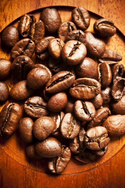 دانه های قهوه برشته شده