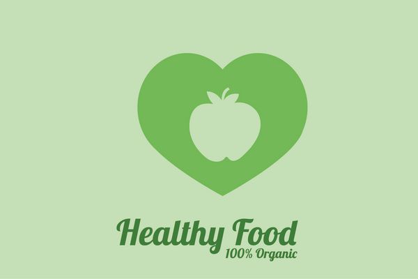 تصاویر غذای سالم قلب و سبزیجات روی پس زمینه سبز رنگ