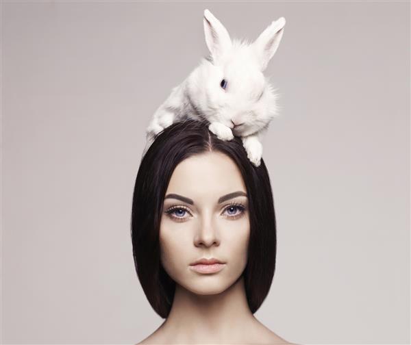 عکس پروفایل دختر با سگ هاسکی