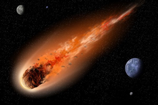 سیارک با دم آتش در حال پرواز بین سیارات در sp