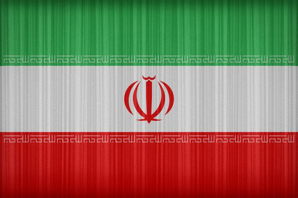 الگوی پرچم ایران روی پرده پارچه ای سبک وینتیج