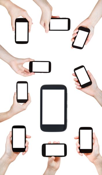مجموعه ای از دست هایی که تلفن های هوشمند را با صفحه نمایش جدا شده در پس زمینه سفید در دست گرفته اند