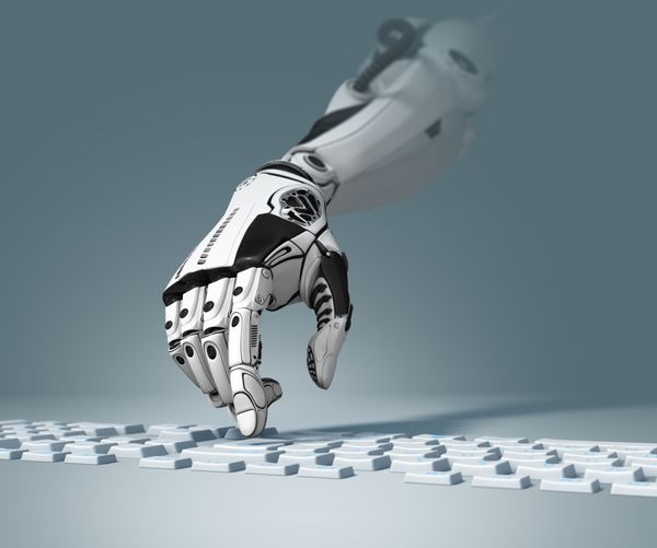 طراحی مفهومی فناوری بازوی رباتیک که با صفحه کلید کامپیوتر کار می کند تصویر نزدیک و عمق میدان