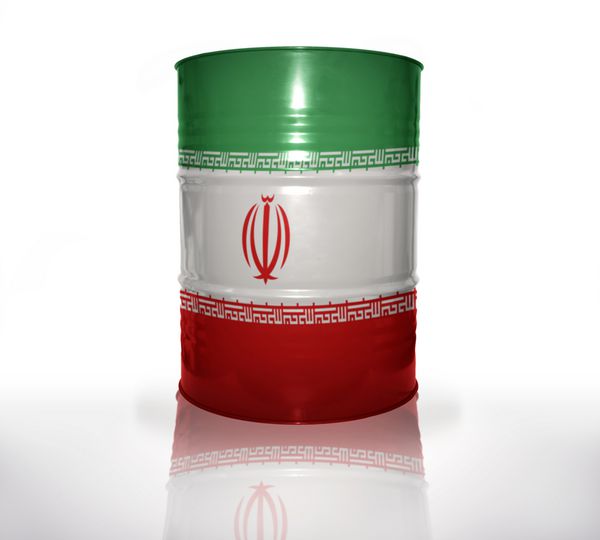 rel با پرچم ایران در زمینه سفید
