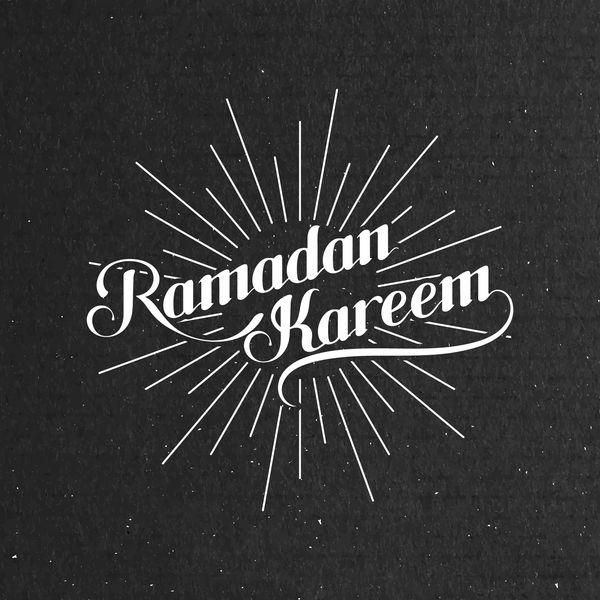 وکتور تایپوگرافی از برچسب رترو دست نوشته رمضان کریم با پرتوهای نور ترکیب حروف ماه مبارک مسلمین