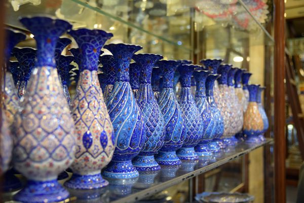 مینا صنایع دستی ساخته شده در اصفهان میدان نقش جهان