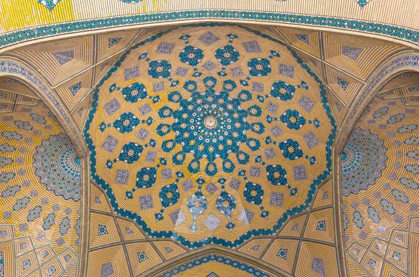 اصفهان ایران - 1 اردیبهشت 1394 مدرسه چهار باغ در اصفهان ایران کالج الهیاتی که بین سال‌های 1704 تا 1714 ساخته شد