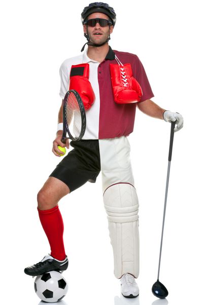 تصویر مفهومی یک ورزشکار با پوشیدن لباس‌ها و تجهیزات مختلف ورزشی جدا شده روی پس‌زمینه سفید