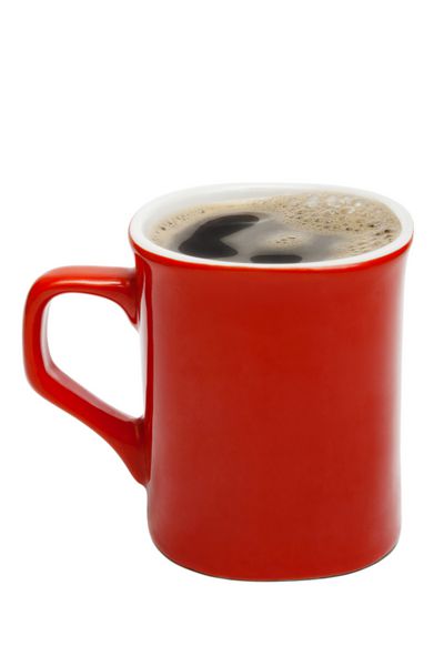 لیوان قرمز از قهوه در زمینه سفید