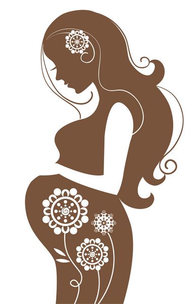 زن باردار در گل