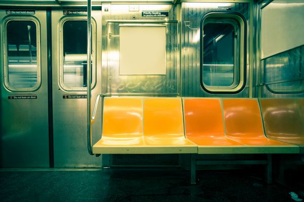 تصویری قدیمی از واگن خالی متروی شهر نیویورک