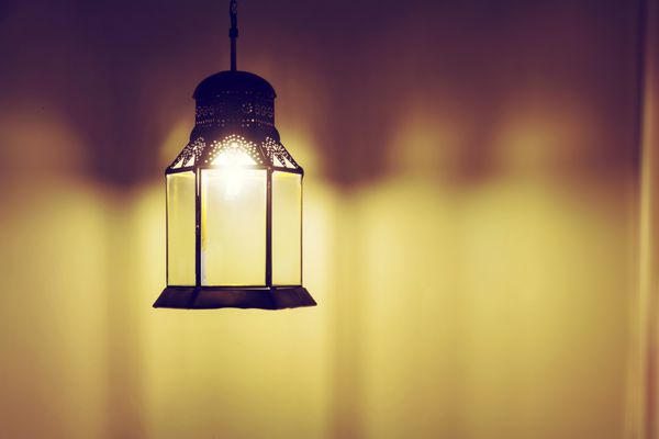 لامپ های آویزان عربی