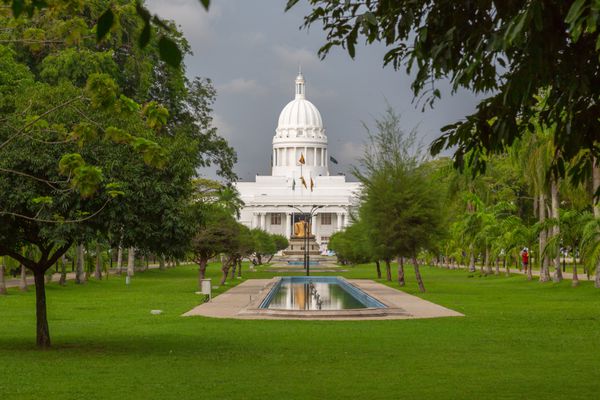 تالار شهر کلمبو مقر شورای شهرداری کلمبو و دفتر شهردار کلمبو است