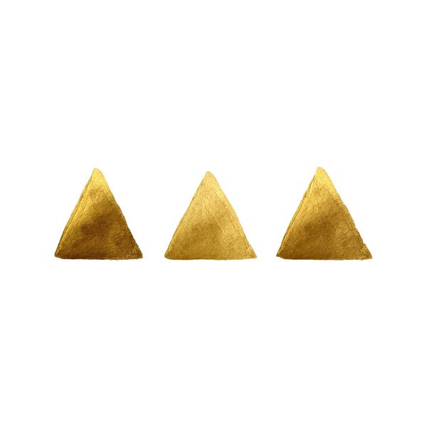 مثلث های طلایی رنگ شده