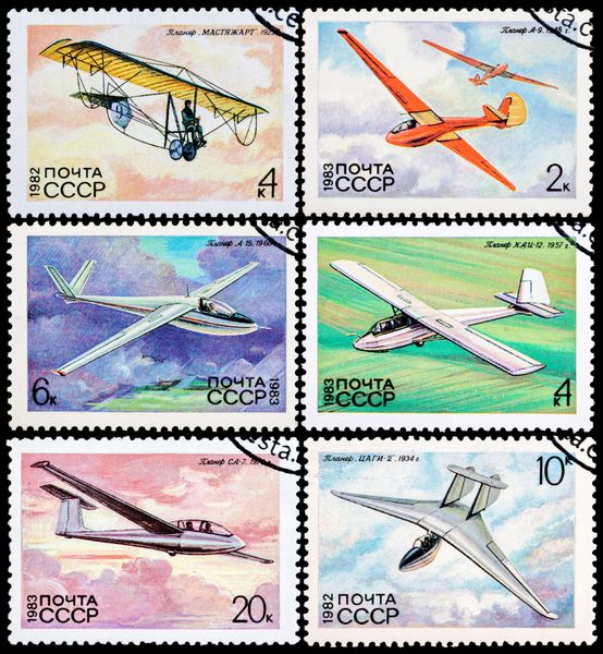 ussr - در حدود 1982 تمبرهای چاپ شده در ussr روسیه گلایدرهای مختلف را نشان می دهد از تاریخ سری هواپیماهای سرخوردن شوروی در حدود 1982