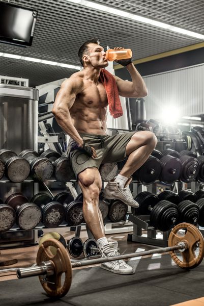 عکس باشگاه خالی