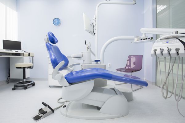 دکوراسیون داخلی مطب دندانپزشکی مدرن